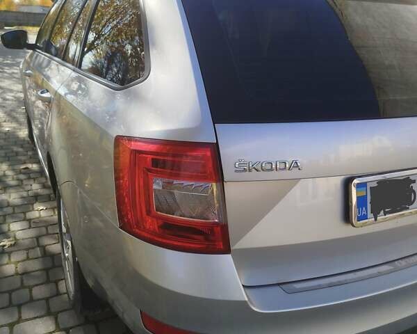 Сірий Шкода Октавія, об'ємом двигуна 1.6 л та пробігом 255 тис. км за 13500 $, фото 2 на Automoto.ua