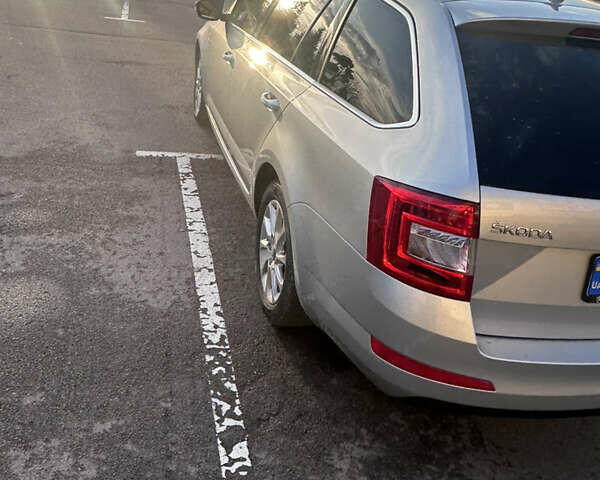 Серый Шкода Октавия, объемом двигателя 1.97 л и пробегом 289 тыс. км за 12500 $, фото 15 на Automoto.ua