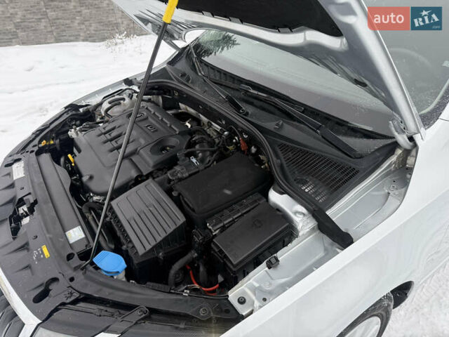 Серый Шкода Октавия, объемом двигателя 2 л и пробегом 127 тыс. км за 16900 $, фото 42 на Automoto.ua