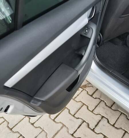 Сірий Шкода Октавія, об'ємом двигуна 1.6 л та пробігом 238 тис. км за 11800 $, фото 5 на Automoto.ua