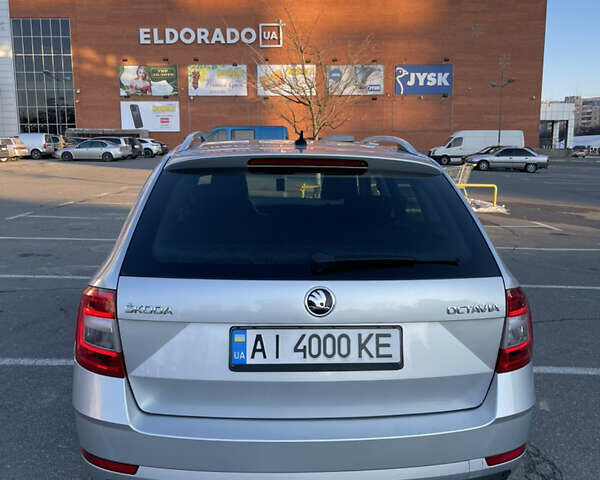 Сірий Шкода Октавія, об'ємом двигуна 2 л та пробігом 256 тис. км за 14000 $, фото 8 на Automoto.ua