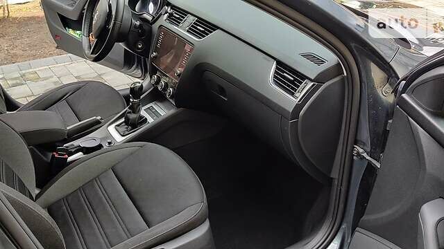 Серый Шкода Октавия, объемом двигателя 1.6 л и пробегом 280 тыс. км за 12200 $, фото 22 на Automoto.ua