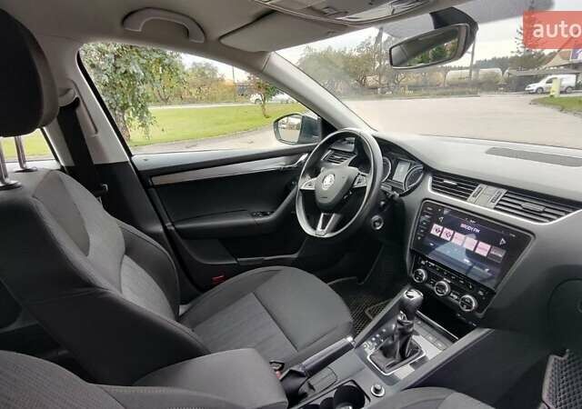 Серый Шкода Октавия, объемом двигателя 1.6 л и пробегом 259 тыс. км за 14999 $, фото 20 на Automoto.ua