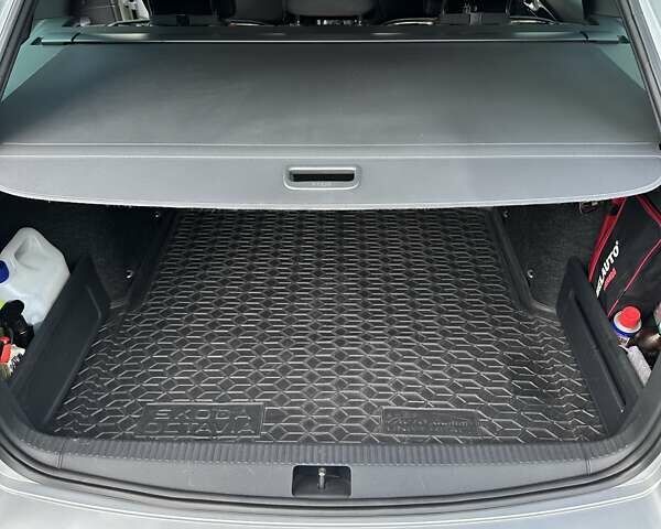 Сірий Шкода Октавія, об'ємом двигуна 1.97 л та пробігом 240 тис. км за 16199 $, фото 11 на Automoto.ua