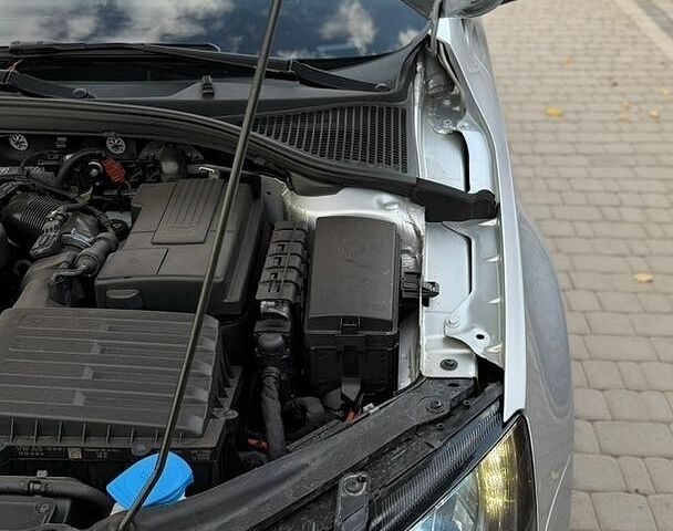 Сірий Шкода Октавія, об'ємом двигуна 1.6 л та пробігом 360 тис. км за 12900 $, фото 44 на Automoto.ua