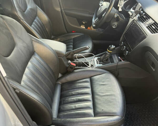 Сірий Шкода Октавія, об'ємом двигуна 1.97 л та пробігом 197 тис. км за 17250 $, фото 4 на Automoto.ua