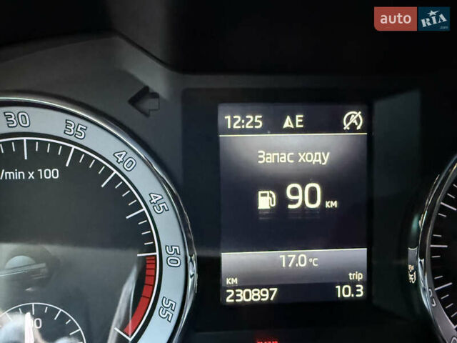 Сірий Шкода Октавія, об'ємом двигуна 1.6 л та пробігом 230 тис. км за 14500 $, фото 19 на Automoto.ua