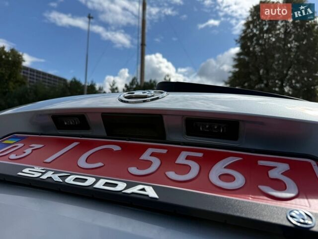 Серый Шкода Октавия, объемом двигателя 1.6 л и пробегом 228 тыс. км за 11900 $, фото 45 на Automoto.ua