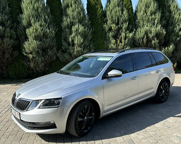 Серый Шкода Октавия, объемом двигателя 1.6 л и пробегом 289 тыс. км за 14500 $, фото 1 на Automoto.ua