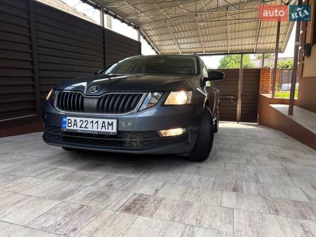 Серый Шкода Октавия, объемом двигателя 1.6 л и пробегом 200 тыс. км за 15500 $, фото 19 на Automoto.ua