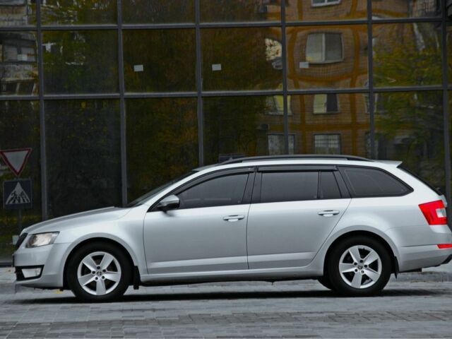 Сірий Шкода Октавія, об'ємом двигуна 2 л та пробігом 143 тис. км за 12300 $, фото 2 на Automoto.ua