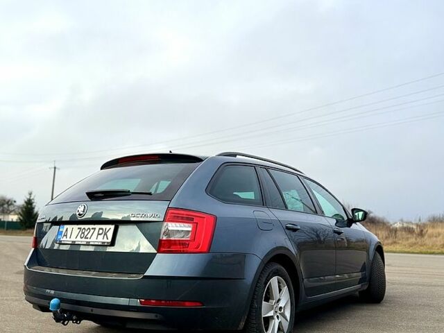 Серый Шкода Октавия, объемом двигателя 1.6 л и пробегом 270 тыс. км за 14300 $, фото 5 на Automoto.ua