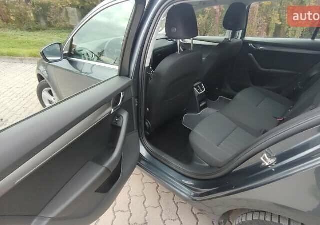 Серый Шкода Октавия, объемом двигателя 1.6 л и пробегом 259 тыс. км за 14999 $, фото 1 на Automoto.ua