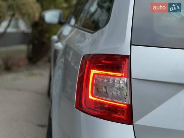 Серый Шкода Октавия, объемом двигателя 1.97 л и пробегом 304 тыс. км за 15350 $, фото 39 на Automoto.ua