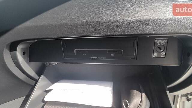 Сірий Шкода Октавія, об'ємом двигуна 1.6 л та пробігом 202 тис. км за 13500 $, фото 46 на Automoto.ua