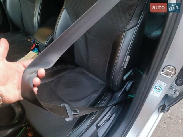 Сірий Шкода Октавія, об'ємом двигуна 1.6 л та пробігом 208 тис. км за 15900 $, фото 10 на Automoto.ua