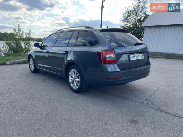 Серый Шкода Октавия, объемом двигателя 1.6 л и пробегом 276 тыс. км за 13200 $, фото 2 на Automoto.ua