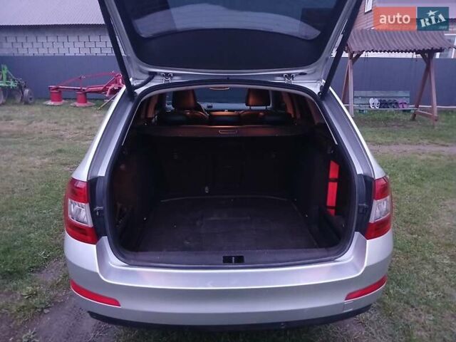 Сірий Шкода Октавія, об'ємом двигуна 1.97 л та пробігом 303 тис. км за 16450 $, фото 12 на Automoto.ua