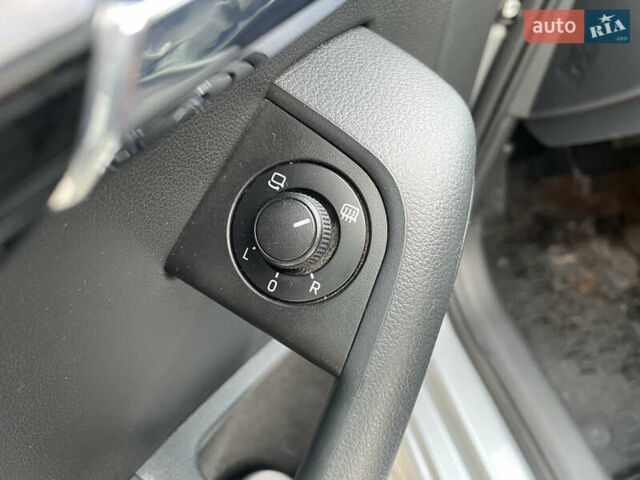 Сірий Шкода Октавія, об'ємом двигуна 1.6 л та пробігом 199 тис. км за 14700 $, фото 19 на Automoto.ua