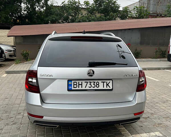 Серый Шкода Октавия, объемом двигателя 1.97 л и пробегом 210 тыс. км за 15900 $, фото 4 на Automoto.ua