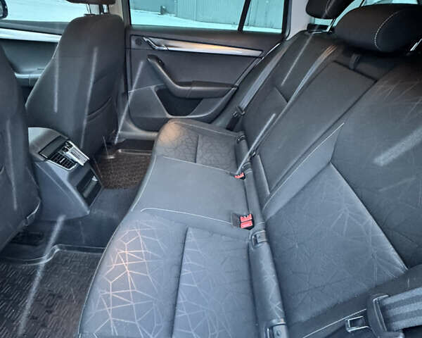Сірий Шкода Октавія, об'ємом двигуна 1.6 л та пробігом 204 тис. км за 15500 $, фото 15 на Automoto.ua