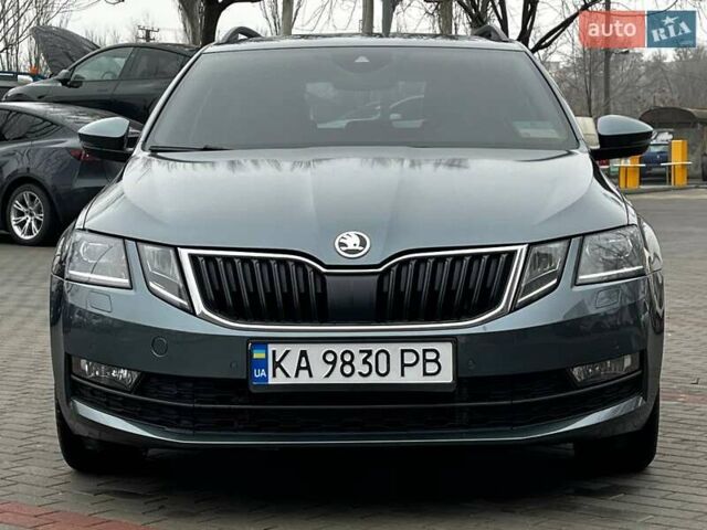 Серый Шкода Октавия, объемом двигателя 1.97 л и пробегом 288 тыс. км за 16200 $, фото 2 на Automoto.ua