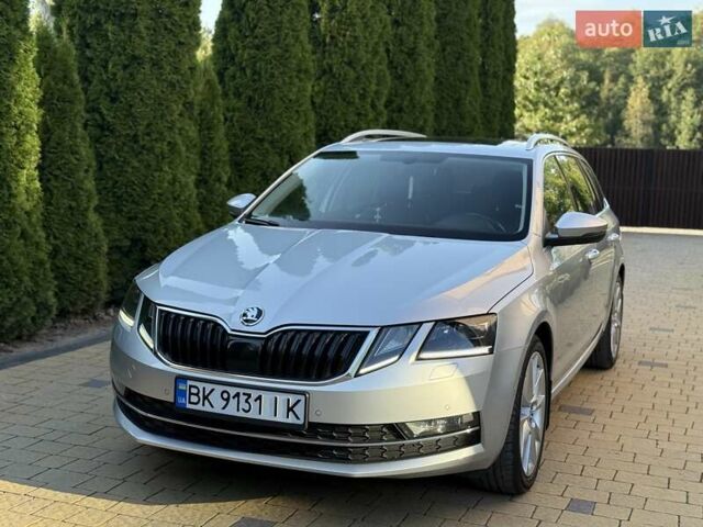 Серый Шкода Октавия, объемом двигателя 1.6 л и пробегом 273 тыс. км за 14450 $, фото 3 на Automoto.ua