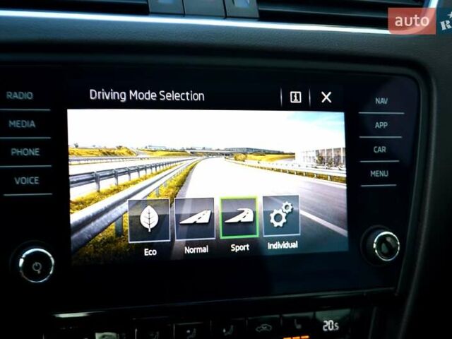 Сірий Шкода Октавія, об'ємом двигуна 2 л та пробігом 205 тис. км за 17800 $, фото 146 на Automoto.ua