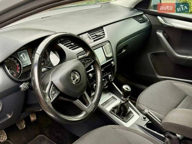 Сірий Шкода Октавія, об'ємом двигуна 1.6 л та пробігом 273 тис. км за 12800 $, фото 17 на Automoto.ua