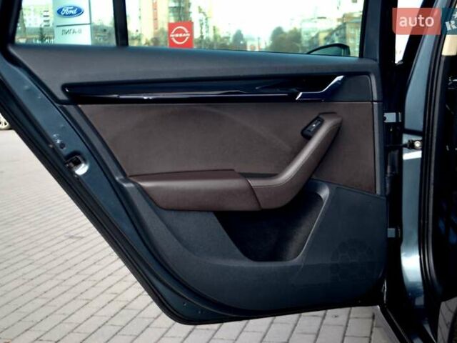 Сірий Шкода Октавія, об'ємом двигуна 2 л та пробігом 205 тис. км за 17800 $, фото 190 на Automoto.ua