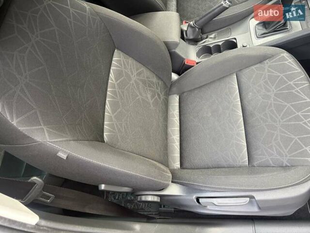 Серый Шкода Октавия, объемом двигателя 2 л и пробегом 197 тыс. км за 15850 $, фото 53 на Automoto.ua