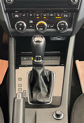 Сірий Шкода Октавія, об'ємом двигуна 1.6 л та пробігом 194 тис. км за 16950 $, фото 15 на Automoto.ua