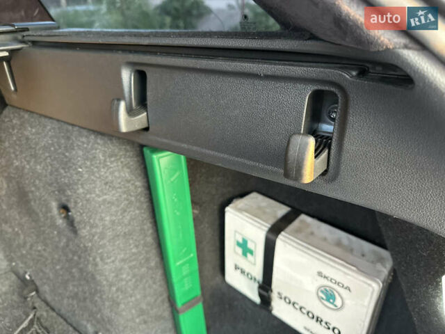 Сірий Шкода Октавія, об'ємом двигуна 1.97 л та пробігом 240 тис. км за 15550 $, фото 60 на Automoto.ua