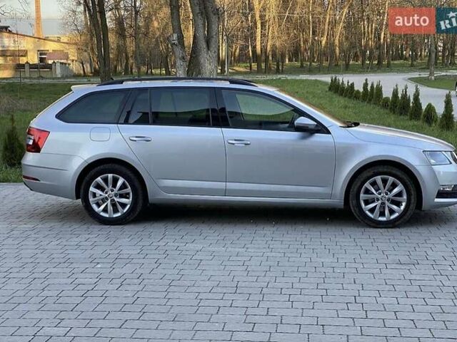 Шкода Октавия 2018 в Львове на Automoto.ua Серый Шкода Октавия, объемом двигателя 1.6 л и пробегом 118 тыс. км за 15750 $, фото 3 на Automoto.ua