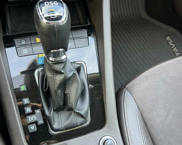 Сірий Шкода Октавія, об'ємом двигуна 2 л та пробігом 240 тис. км за 19400 $, фото 6 на Automoto.ua