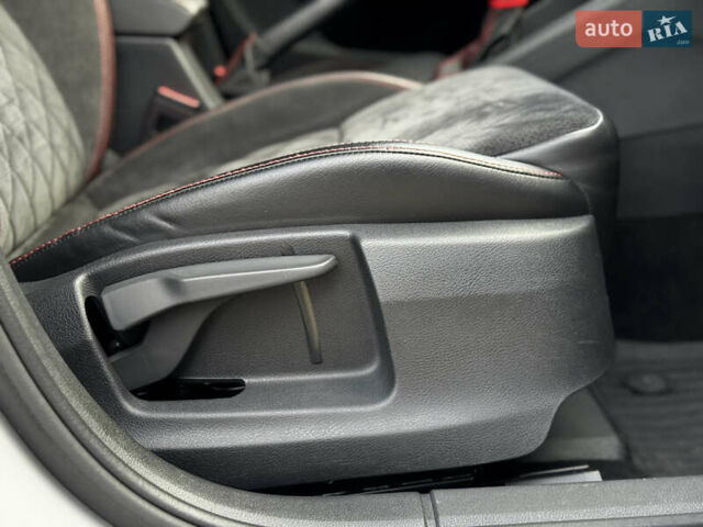 Серый Шкода Октавия, объемом двигателя 2 л и пробегом 193 тыс. км за 23999 $, фото 66 на Automoto.ua