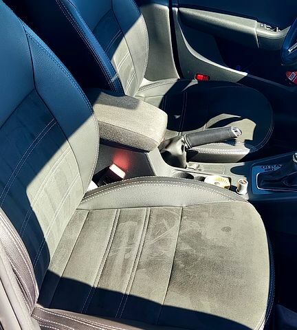 Серый Шкода Октавия, объемом двигателя 2 л и пробегом 221 тыс. км за 17000 $, фото 7 на Automoto.ua