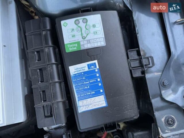 Сірий Шкода Октавія, об'ємом двигуна 2 л та пробігом 289 тис. км за 14700 $, фото 6 на Automoto.ua