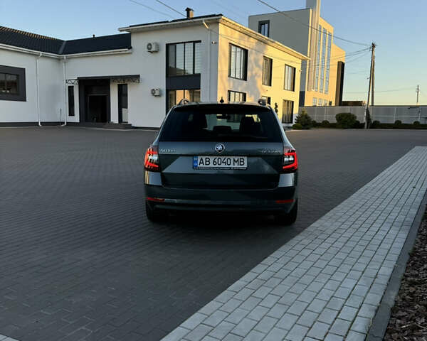 Серый Шкода Октавия, объемом двигателя 2 л и пробегом 271 тыс. км за 15800 $, фото 4 на Automoto.ua