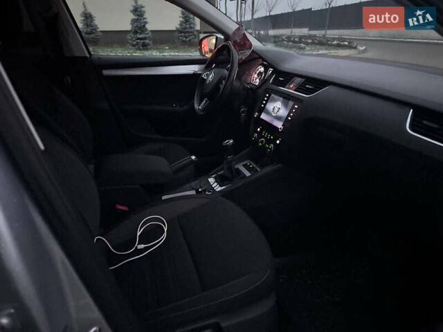 Серый Шкода Октавия, объемом двигателя 1.6 л и пробегом 203 тыс. км за 11900 $, фото 27 на Automoto.ua