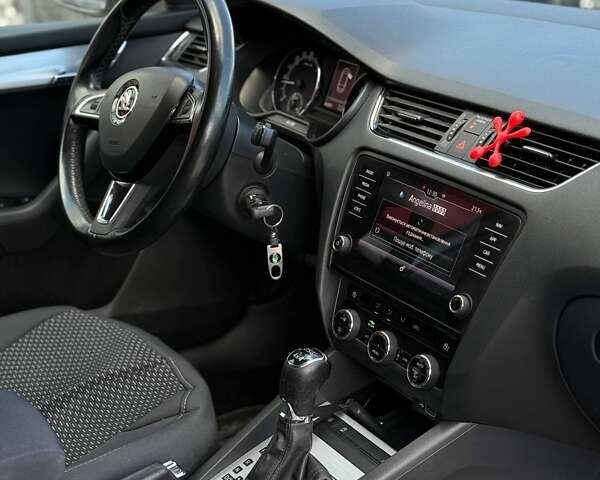 Сірий Шкода Октавія, об'ємом двигуна 1.97 л та пробігом 282 тис. км за 15500 $, фото 12 на Automoto.ua