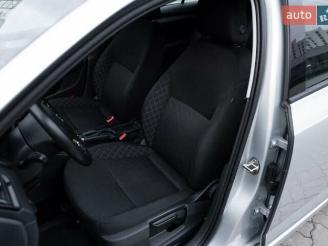 Шкода Октавия 2018 в Луцке на Automoto.ua Серый Шкода Октавия, объемом двигателя 1.6 л и пробегом 217 тыс. км за 11800 $, фото 14 на Automoto.ua