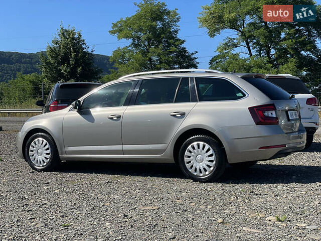 Шкода Октавия 2018 в Хусте на Automoto.ua Серый Шкода Октавия, объемом двигателя 1.6 л и пробегом 179 тыс. км за 14400 $, фото 2 на Automoto.ua