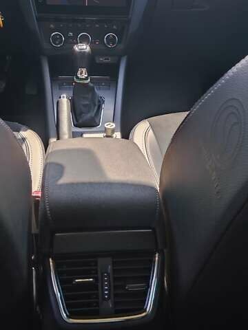 Сірий Шкода Октавія, об'ємом двигуна 1.97 л та пробігом 211 тис. км за 17900 $, фото 12 на Automoto.ua