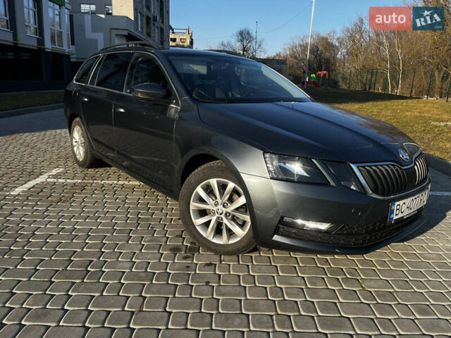 Серый Шкода Октавия, объемом двигателя 1.6 л и пробегом 219 тыс. км за 12900 $, фото 3 на Automoto.ua