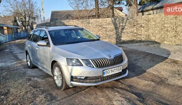 Серый Шкода Октавия, объемом двигателя 1.6 л и пробегом 281 тыс. км за 12000 $, фото 28 на Automoto.ua