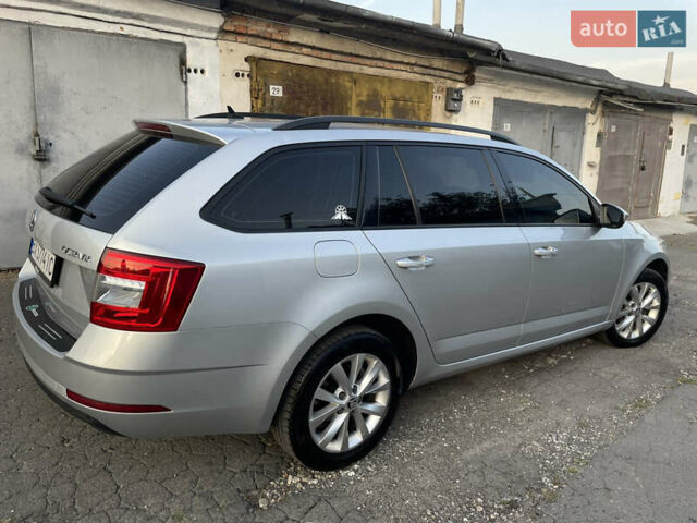 Сірий Шкода Октавія, об'ємом двигуна 2 л та пробігом 240 тис. км за 13600 $, фото 3 на Automoto.ua