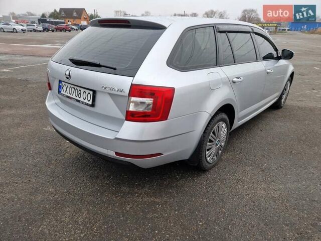 Серый Шкода Октавия, объемом двигателя 1.6 л и пробегом 202 тыс. км за 13700 $, фото 7 на Automoto.ua