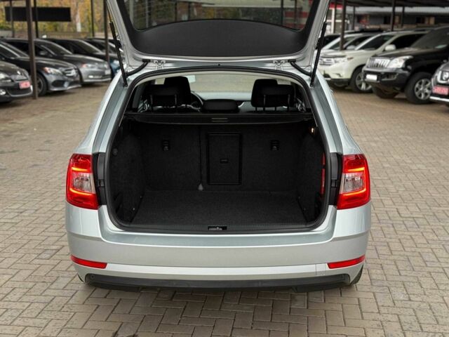 Сірий Шкода Октавія, об'ємом двигуна 1.8 л та пробігом 224 тис. км за 13700 $, фото 8 на Automoto.ua