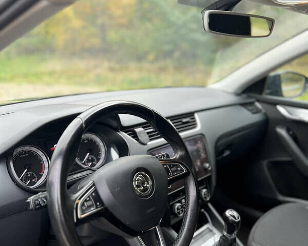 Шкода Октавия 2018 в Ивано-Франковске на Automoto.ua Серый Шкода Октавия, объемом двигателя 1.6 л и пробегом 215 тыс. км за 13900 $, фото 17 на Automoto.ua